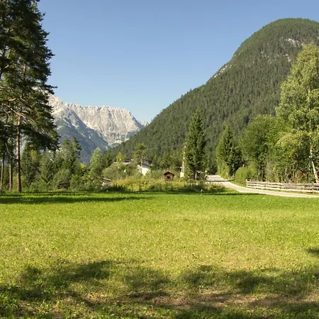 Waldblick By Alpenglanz Tirol